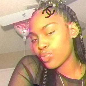 Meet your Posher, Jasmine